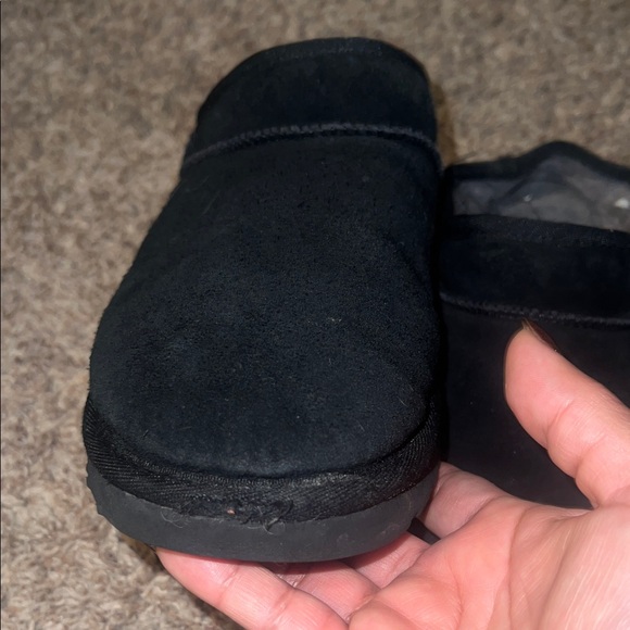 UGG Classic Mini - Picture 3 of 6